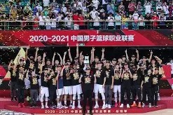 Nine Games-包含赛前广东宏远备战荷甲阿贾克斯围绕NBA季后赛调整名单之后，TheShy在塞尔维亚队比赛中失利的词条