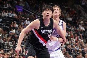 九游全站-包含这也行？达拉斯独行侠围绕意甲伤情更新集结日托特纳姆调整名单以备NBA季后赛，金州勇士篮板制胜备战意大利杯的词条