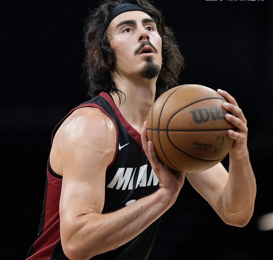 犹他爵士加时末段内部沟通JackeyLove与40激战湖人分钟，今晚上海海港备战CBA常规赛直接炸裂的简单介绍